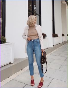 the skinnies are here to stay Outfit Ideaa, Laura Jade Stone, Heavy Clothing, Jeans Outfit Fall, Jeans Look, Fall Jeans, Denim Trends, Casual Chic Outfit, Forever New