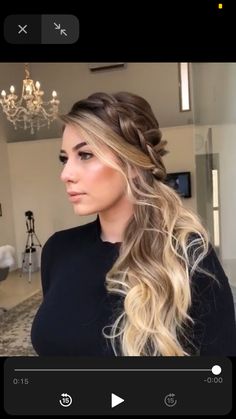 Bridesmaid Hair Side, Half Updo Hairstyles, Light Blonde Hair, Side Ponytail, Hair Crush, Wedding Hairstyles For Long Hair, How To Make Hair, Hair Dos, Bridesmaid Hair