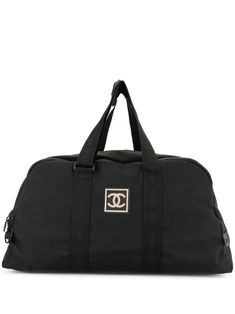 Chanel Pre-Owned Sports Line CC travel bag - Black Chanel Sport, Minimalist Bag, Quilted Handbags, Shopping Chanel, Fendi Shoes, Handbag Wallet, Boston Bag, Wallet Accessories, Branded Bags