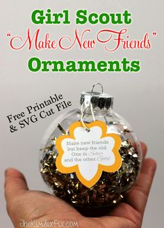 Make girl scout theme "Make New Friends" silver and gold ornaments and decorate a tree for someone in need. Includes the free printables and cut files so you can make your own with your troop! Girl Scout Holiday Crafts, Girl Scout Holiday Party Ideas, Girl Scout Holiday Party, Girl Scout Snacks For Meetings, Girl Scout Christmas Party, Ornament Craft Ideas, Friends Ornaments, Girl Scout Daisy Activities, Girl Scout Meeting Ideas