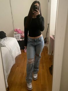 Flair Black Jeans Outfit, Latina Style Outfits, Outfits With Flannels, Sweet 16 Outfits, Golden Globes Red Carpet, Trendy Outfit Ideas, Casual Preppy Outfits