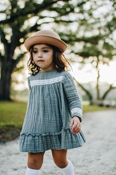 Baby Mode, Ruffled Tunic, Kid Fashion, Kid Clothes, Clothes For Kids, Children Clothing, Baby Style, Children's Fashion