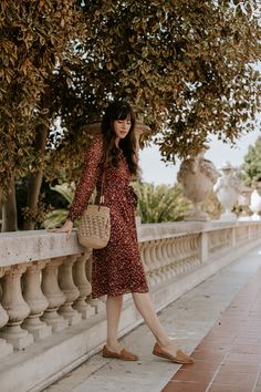 Huarache Sandals Outfit, Huaraches Outfit, Sandals Outfit Summer, Nisolo Shoes, Fall Floral Dress, Jeans Outfit Fall, Simple Summer Outfits, Huarache Sandals, Modest Fits