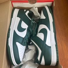 Brand New In Box. Was A Gift But In Wrong Size . Definitely A Collectible. Mens 8.5. Womens Size 10 Dunk Low Michigan, Low Dunks, Trendy Shoes Sneakers, Nike Fashion Shoes, Shoe Wishlist, Shoe Inspo, Swag Shoes, Nike Shoes Women, Nike Dunk Low