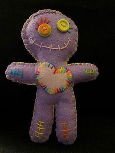 Karma Cuties Voodoo’s Kinder cousin. Elizabeth R Designs Monster Dolls Diy, Goth Gift Ideas Diy, Halloween Felt Crafts, Handmade Plushies, Sock Crafts