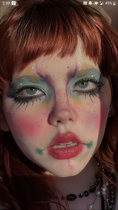 Expressive Makeup Looks, Eccentric Makeup Ideas, Alien Core Makeup, Soft Clown Core Makeup, Angry Clown Makeup, Cute Clown Makeup Ideas, Clown Art Reference, Weird Girl Makeup, Weird Core Makeup