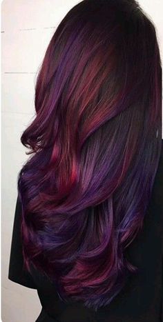 Dark Purple Hair Color, Dark Purple Hair, Hair Color Burgundy, Super Hair, Hair Color Purple, Trendy Hair Color, Red Hair Color, New Hair Colors, Cool Hair Color