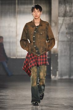 Grunge Outfits Men, Fall 2023 Menswear, Japanese Mens Fashion, Gender Fluid Fashion, Dior Men, Archive Fashion, Grunge Look, Mens Fashion Week