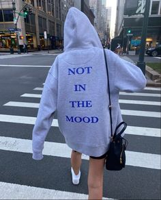 Positive Hoodie, Aesthetic Hoodies, Not In The Mood, Hoodie Aesthetic, Aesthetic Hoodie, In The Mood, Komplette Outfits, Oversize Hoodie, Looks Vintage