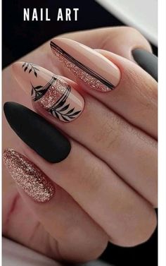 Rose Gold Nails, Glamorous Nails, Nail Art Designs Videos, Elegant Nails, Classy Nails, Chic Nails, Short Acrylic Nails, Gold Nails, Nail Manicure