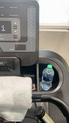 Gym Treadmill Aesthetic, Running Treadmill Aesthetic, Productive Lifestyle Aesthetic, Treadmill Aesthetic, Dream Lifestyle Motivation, Gym Girlie, Relatable Illustrations, Online Vision Board