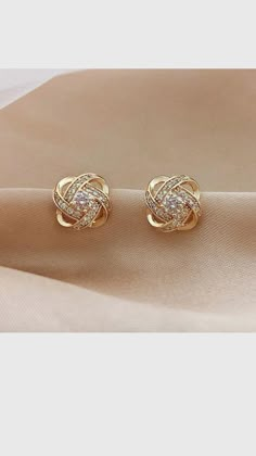 #gold Small Earrings Gold, Diamond Earrings Design, Knot Stud Earrings, Gold Ring Designs, Gold Jewellery Design Necklaces, Jewelry Design Earrings, Knot Earrings, Fancy Jewellery