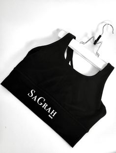 Discover a newfound comfort with SaGrah Beauty Sports Bra! Crafted with a relaxed fit, these chic, gorgeous bras offer an unbeatable combination of style and softness. White Hot, Pink And Orange, Black Color, Black And Brown, Hot Pink, Sports Bra, Relaxed Fit, Bra, Orange