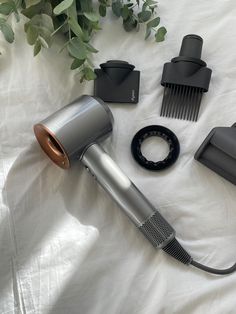 Dyson Air Dryer, Hair Dryer Aesthetic, Dyson Dryer, Dyson Supersonic Hairdryer, Dyson Air Wrap, Hair Dryer Set, Dh Gate, Air Wrap, Supersonic Hair Dryer