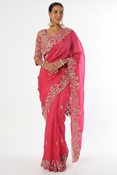 Pink Embroidered Saree Set Design by Kalighata at Pernia's Pop Up Shop 2022 Pink Embroidered Pre-draped Saree For Party, Embroidered Pink Pre-draped Saree For Festivals, Diwali Pink Embroidered Pre-draped Saree, Festive Peach Embroidered Saree, Festive Embroidered Peach Saree, Ridhi Mehra, Ritu Kumar