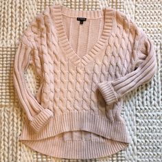 Beautiful Baby Pink Sweater Never Worn. Very Warm And Perfect For Fall And Winter. In Perfect Condition. Can Be Worn Off The Shoulder And Is Not Tight Fitting. Sz. Xs Pink Sweater Outfit Winter, Pink Sweater Outfit, Cute Winter Sweaters, Baby Pink Sweater, Cute Sweaters For Fall, Winter Sweater Outfits, Tight Sweater, Suede Fringe Jacket, Swaggy Outfits