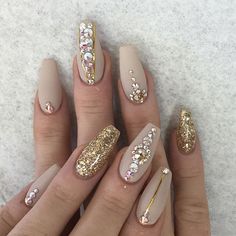 Coffin nails @KortenStEiN                                                                                                                                                     Más Ongles Beiges, Colorful Nails, Nail Art Rhinestones, Nails Coffin, Fabulous Nails, Glitter Nail Art