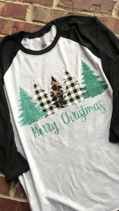 Plaid And Leopard, Plaid Christmas Tree, Womens Christmas Shirts, Christmas Tree Shirt, Base Ball, Merry Christmas Shirts, Tree Shirt