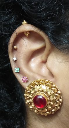 Gold Earrings Designs Traditional, Tanishq Earrings Gold Design, Koppu Designs Gold, Bugdi Earrings Gold, Bugdi Earring Design, Bugdi Earrings, Ear Piercings Indian