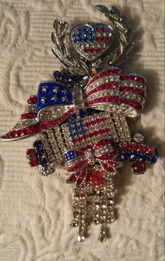 Patriotic Doll, Patriotic Fashion, Vintage Jewlery, Fourth Of July Decor, Patriotic Crafts, Vintage Jewelry Art, Patriotic Holidays, July Crafts