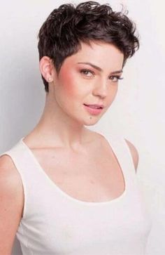 Curly Pixie Hairstyles, Short Curly Pixie, Curly Pixie Haircuts, Pixie Haircut For Thick Hair, Short Curly Haircuts, Haircuts For Curly Hair, Short Wavy Hair, Very Short Hair, Short Pixie Haircuts