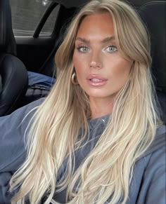 Blonde Hair Transformations, Blonde Hair Inspiration, Blonde Hair Looks, Hair Appointment, Hair Inspo Color, Graphic Design Adobe, Hair Envy, Hair Transformation