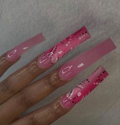 Chilled Outfits, Abstract Nail, Abstract Nail Art, Dope Tattoos For Women, Cute Acrylic Nail Designs, Long Acrylic, Bling Acrylic Nails