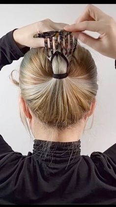 Hair Doos, Short Hair Updo Tutorial, Easy Bun Hairstyles For Long Hair, Hair Updos Tutorials, Prom Hairstyle, Easy Hairstyles For Thick Hair, Ponytail Hairstyles Easy, Easy Bun Hairstyles, 2024 Prom