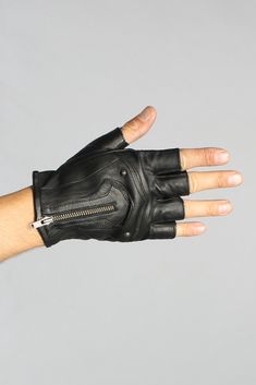 Our take on the classic driving glove. This is the glove that spawned our entire collection. 100% leather Brass stud detail Zipper closure Sold as pair Ethically handcrafted Made exclusively for Five and Diamond Leather Gloves Outfit, Steam Trunk, Fashion For Men Over 40, Teaching Mens Fashion, Gloves Outfit, Body Accessories, Formal Gloves, Riding Gloves, Driving Gloves