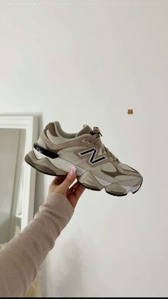 New Balance Shoes Aesthetic, Aesthetic New Balance, Nike Shoes Women Fashion, Shoes Aesthetic