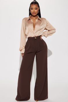 Available In Chocolate And Rust. Trouser Pant High Rise Button Detail Elastic Waist Back Front Pleats Wide Leg Stretch 95% Polyester 5% Spandex Imported | What Matters Most Wide Leg Trouser in Chocolate Brown size 2X by Fashion Nova Cute Professional Outfits, Taupe Fashion, Leg Pants Outfit, Trouser Outfit, Professional Outfits Women, Stylish Work Attire, Corporate Outfits, Business Casual Outfits For Work, Elegante Casual