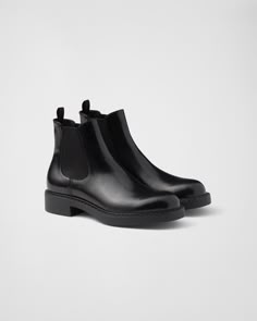 Chealse Boot, Prada Chelsea Boots, Prada Menswear, Shooting Modes, Boots Prada, Lug Sole Boots, Chelsea Boots Men, Prada Sunglasses, Black Chelsea Boots