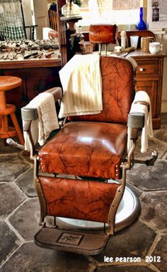 vintage barber chair by leepnow, via Flickr Mens Barbershop, Office Waiting Room Chairs