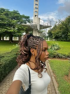 Ombre French Curl Braids, Naomi Ackie, Hair Ideas For Women, French Curl Braids, Birthday 22, Curls Braids, Curl Braids, French Curls, Short Box Braids Hairstyles