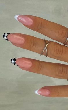 Check out these 30 chic black and white nail designs that make a statement! From french tips to geometric patterns, there's something for you. Whether you prefer gel, acrylic, or natural nails in short square, almond, or coffin shapes - we've got ideas for you. Discover the timeless beauty of black and white nails with simple yet cute designs that are sure to elevate your aesthetic. Find your perfect black and white nail inspo here! Plus: that girl nails, glow up nails Round French Tip Nails With Design, Black And White Nails French Tips, Glow Up Nails, White Nail Inspo, Black And White Nail, Black French Nails, Black And White Nail Designs, Swirl Nail Art, Black And White Nails