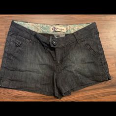 Never Worn Shorts Little Stretchy To Them Girly Outfits, Dream Wardrobe, Summer Wardrobe, Jean Shorts, Warm Weather, Jeans Size, Fitness Inspo, Womens Shorts, Outfit Inspo