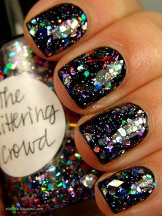 Glitter Nail Art Paillette, Black Nails With Glitter, New Years Eve Nails, Nail Designs Glitter, New Year's Nails, Creative Nails, Love Nails, Holiday Nails