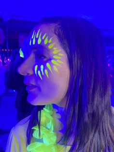 Neon Facepainting, Glow Face Paint, Uv Makeup, Festival Face Paint, Dark Face, Glitter Bar, Neon Birthday Party