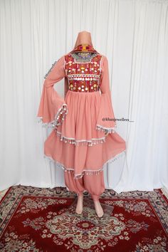 Beautiful afghan dress - traditional bridal afghan dress - Vintage Kuchi tribal Morden Dress - Afghan Dress For Women - Rare find as this is a vintage deess Measurements : UK SIZE 8 - 14 (SIZE MEDIUM ZIP) AND BELT TO ADJUST  Shoulder: 16inch Waist: 20 inch  Body: 15inch Arm length: 23 Material : Dusty Pink Georgette Material with Silver tassel lace at the edge of the dress, and Crepe material is used for the shalwar, highest quality. - Expect imperfections as this is a vintage item, it has been Arab Clothing, Middle Eastern Clothing, Arabic Clothing, Georgette Material, Tassel Lace, Afghan Dress, Dress Traditional, Crepe Material, Afghan Dresses