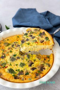 Crustless Keto Quiche is a low carb, filling egg dish that is as delicious as it is impressive. This recipe is versatile enough to suit any flavorpreferences and perfect for a family meal or a special event. Keto Quiche, Breakfast Quiche, Crustless Quiche, How To Cook Ham, Egg Dish, Sauteed Vegetables, Quiche Recipes, Low Carb Keto Recipes