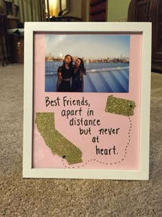 Friendship Gifts Diy, Diy Bff, Diy Gift For Bff, Diy Best Friend Gifts, Bff Birthday Gift, Goodbye Gifts, Bff Birthday, Presents For Best Friends, Distance Gifts