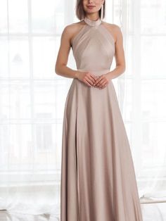 Olivia Mark - Seductive Halter Neck Evening Gown with Backless Design Summer Evening Dress, Halter Evening Dress, Halter Neck Dress, Womens Prom Dresses, Bridal Fabric, Evening Dress Fashion, Backless Maxi Dresses, Backless Design, Wedding Dress Styles