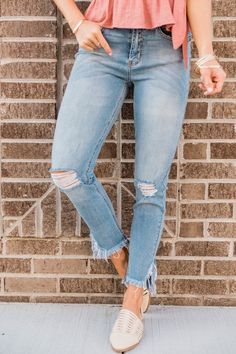 The Eloise Light Wash Distressed Crop Jeans How To Fray Jeans, Hausa Ankara Styles, Stitch Jeans, Boutique Jeans, Clothing Alterations, Diy Pants, Recruitment Outfits, 31 Bags, Mom Jeans Outfit