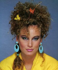 80s Punk Hair, 80s Hair And Makeup, 80 S Hairstyles, 80s Dress Up, 80’s Makeup, Retro Makeup Looks, 1980s Makeup, 1980s Hair, Look 80s