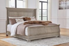 Lexorne Gray King Sleigh Bed - Ornate Home California King Sleigh Bed, Wing Headboard, King Sleigh Bed, Queen Sleigh Bed, Sleigh Bedroom Set, Winged Headboard, Headboard Design, Sleigh Bed, Design Motifs