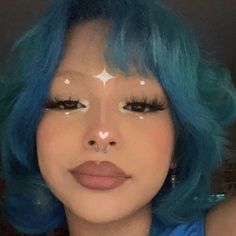 Sailor Moon Makeup Look, Moon Eyeliner, Sailor Moon Makeup, Moon Makeup, Punk Makeup, Makeup Drawing, Cute Eye Makeup, Swag Makeup, Cool Makeup Looks