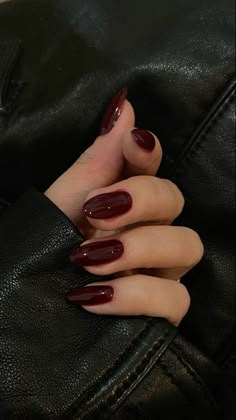 #nails #cherryred #cherry #darkrednails #aesthetic Red Summer Nails, Wine Nails, Dark Red Nails, Nagel Tips, Smink Inspiration, Cherry Nails, Makijaż Smokey Eye, Red Nail Polish