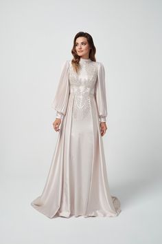 Modest Wedding Dresses Hijab, Hijabi Evening Dresses, Modest Soiree Dresses, Hijabi Dresses Soiree, Prom Dress Hijab, Evening Dress Modest, Nikah Dresses, Long Sleeve Wedding Dress Vintage, Hijabi Gowns