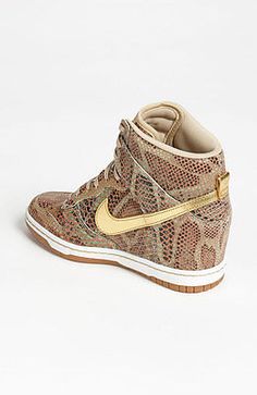 Auth Nike Sky High Dunk Hi Top Sneakers Yots Snake Wedge Sz 7 5 New | eBay Nike Wedges, Hi Top Sneakers, Nike Outlet, Des Baskets, Nike Shoes Cheap, Nike Free Shoes, Nike Shoes Outlet, Nike Roshe, Gym Shoes