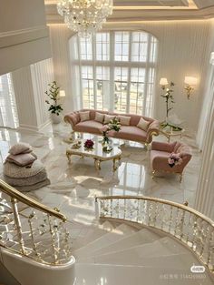 Royal Aesthetic House, Dream House Old Money, Princess Castle Interior, Fancy House Aesthetic, Dream House Decor Ideas, Gold And White House, White And Gold Room Aesthetic, Fancy Houses Interior, Old Money Aesthetic House